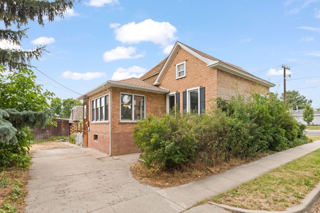 Photo of 1978 E 1700 S, Salt Lake City, UT 84108 (MLS # 2182749)