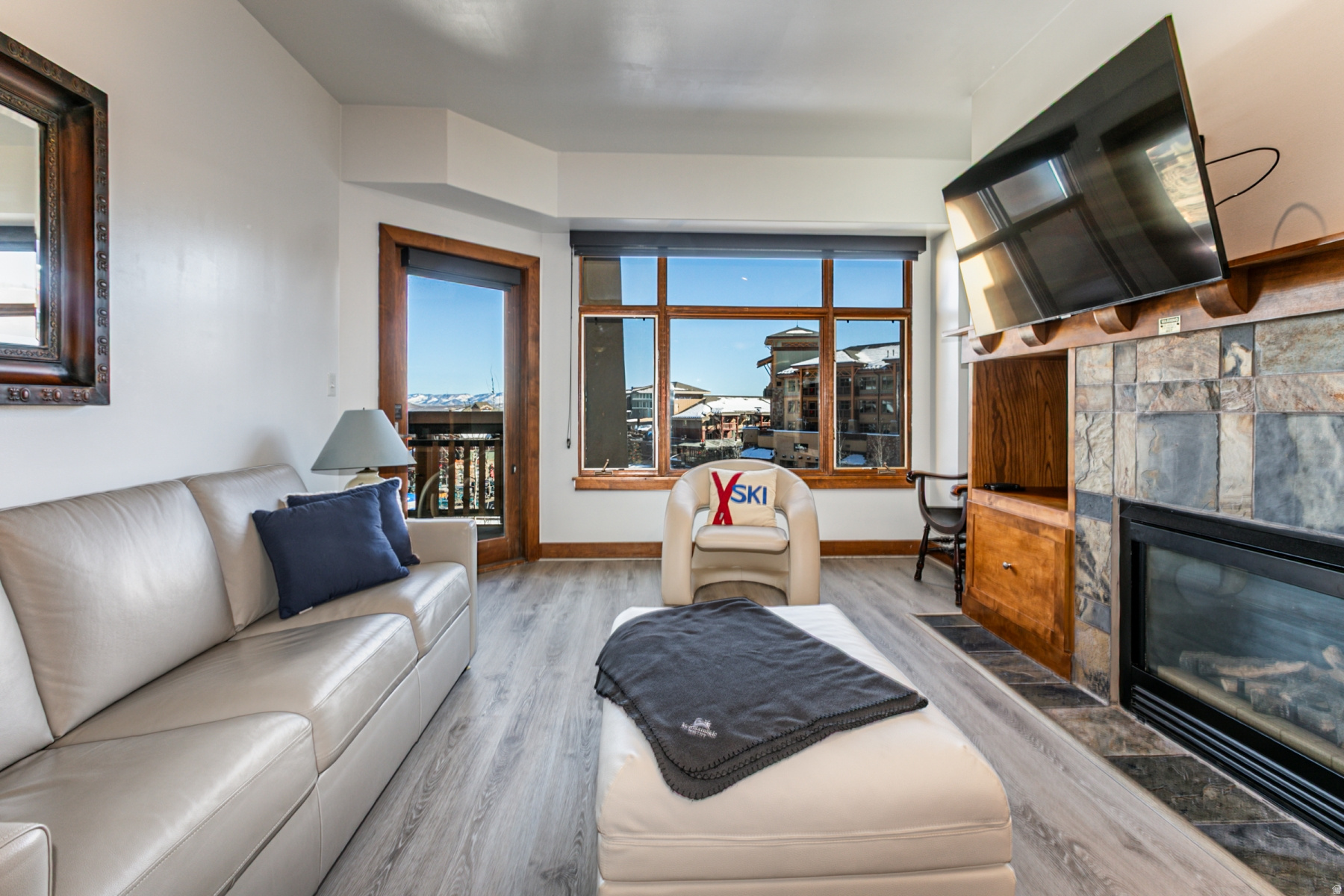 SUNDIAL LODGE - Residential