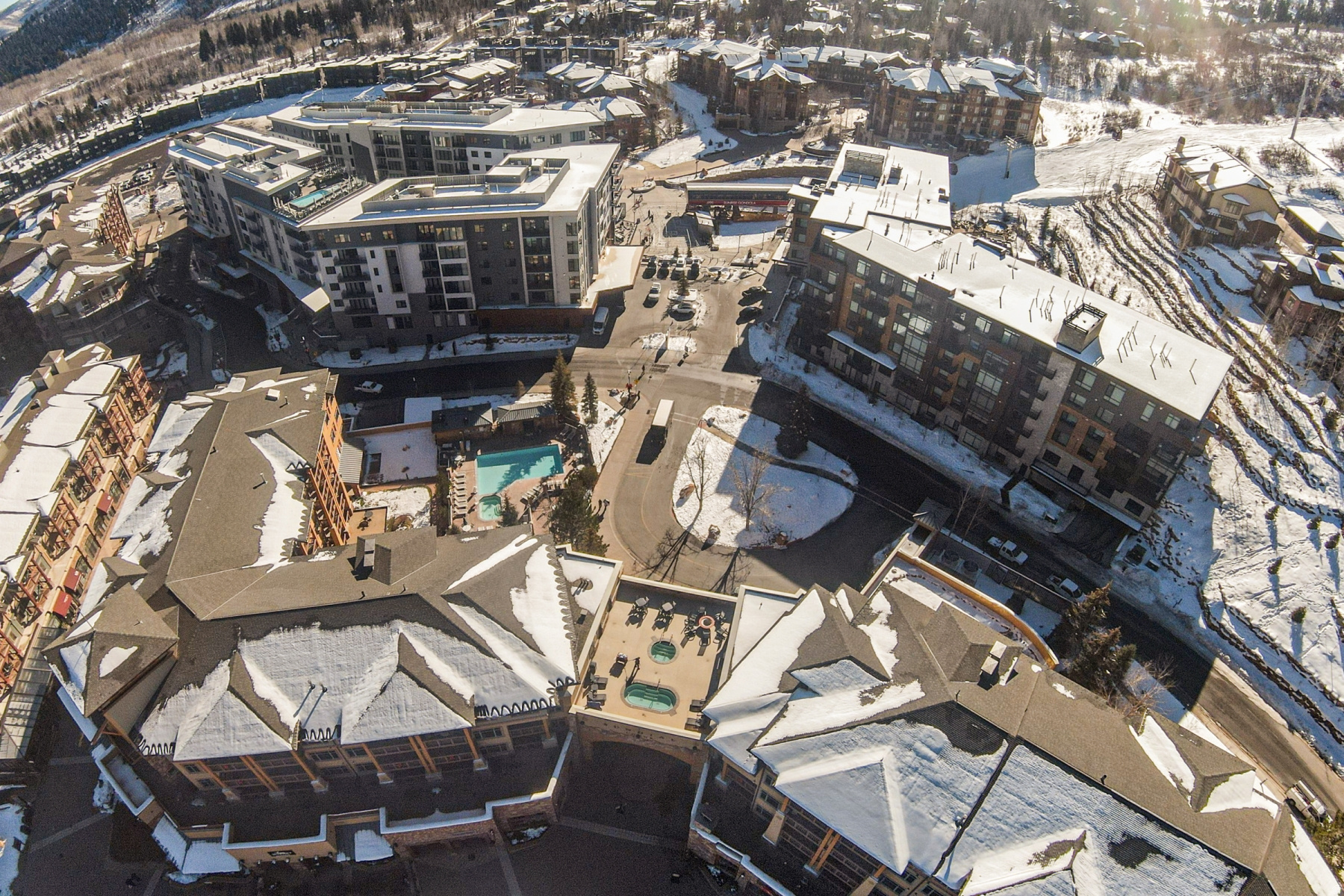 SUNDIAL LODGE - Residential