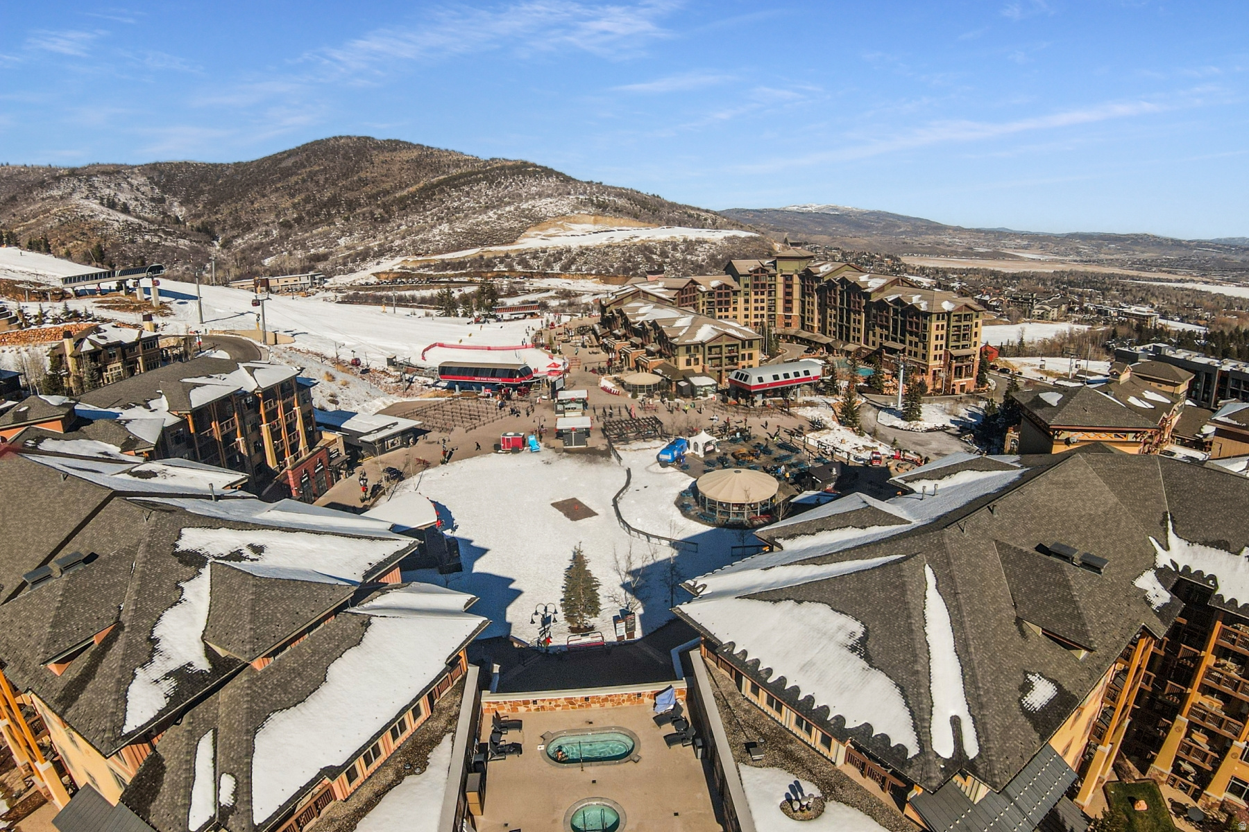 SUNDIAL LODGE - Residential