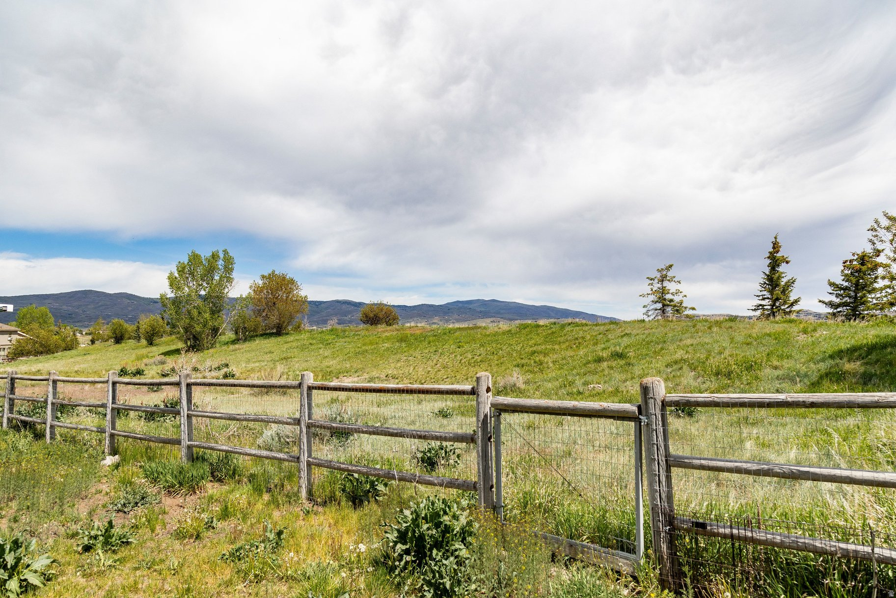 SUN MEADOW SUBDIVISION - Residential Lease