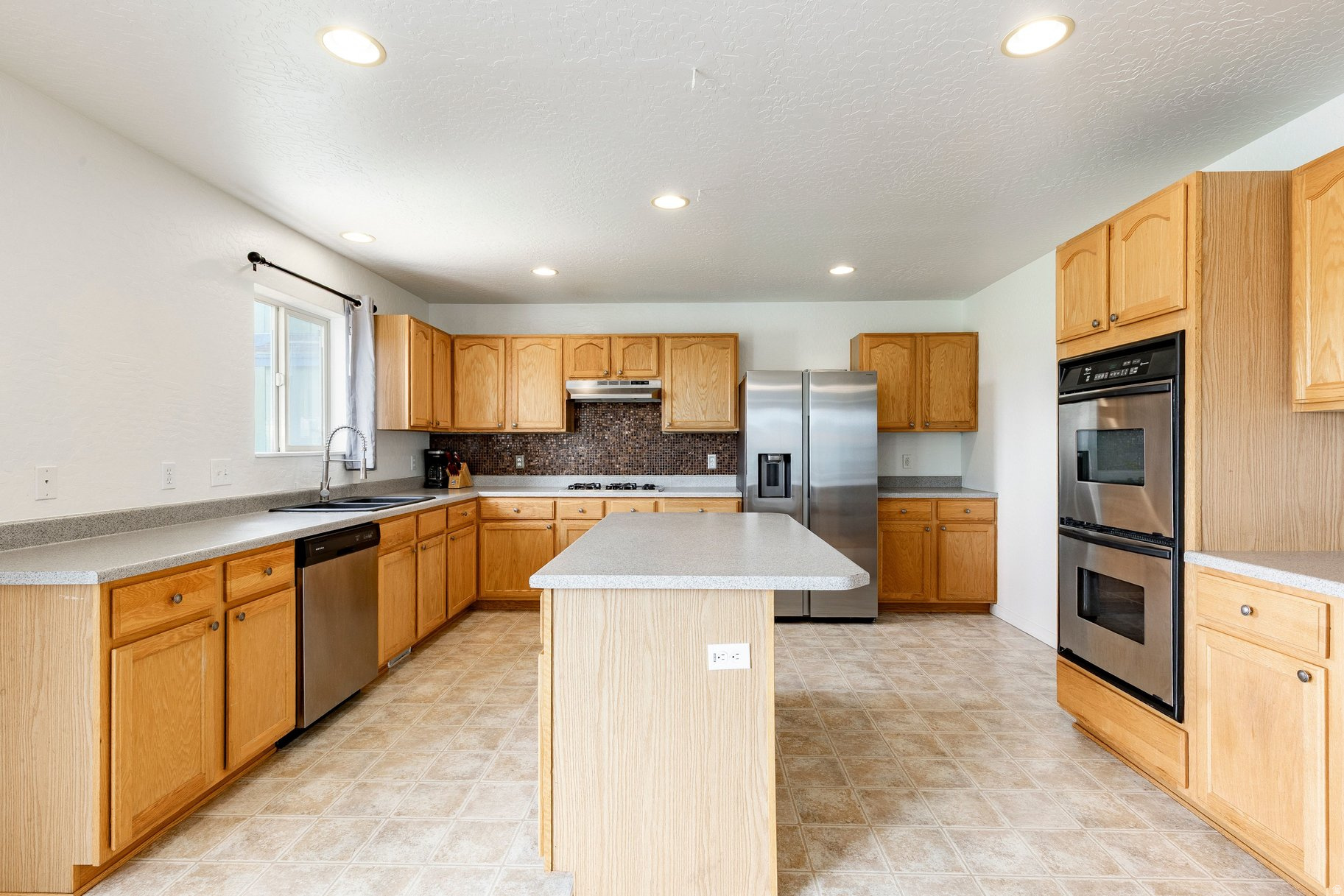 SUN MEADOW SUBDIVISION - Residential Lease