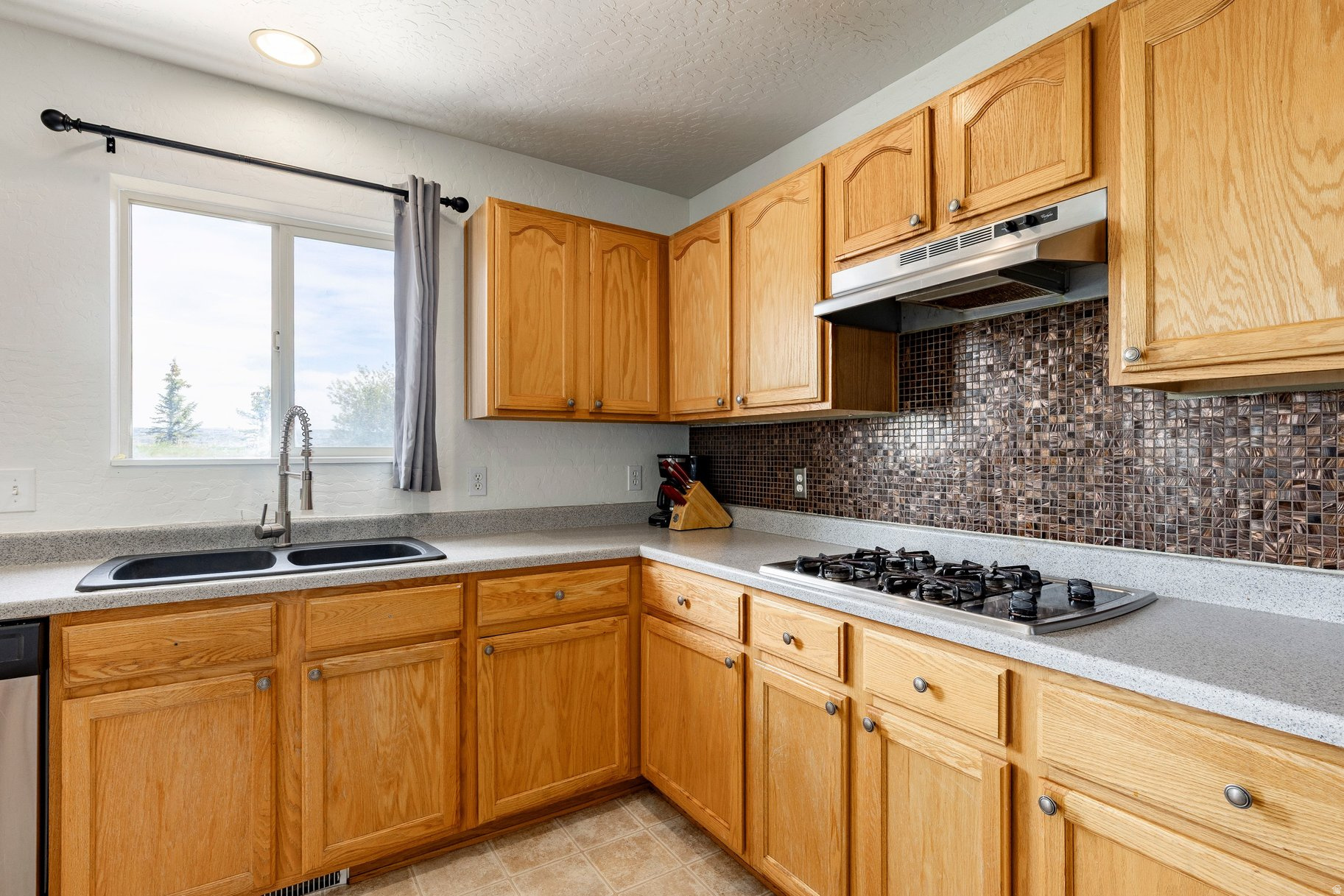 SUN MEADOW SUBDIVISION - Residential Lease
