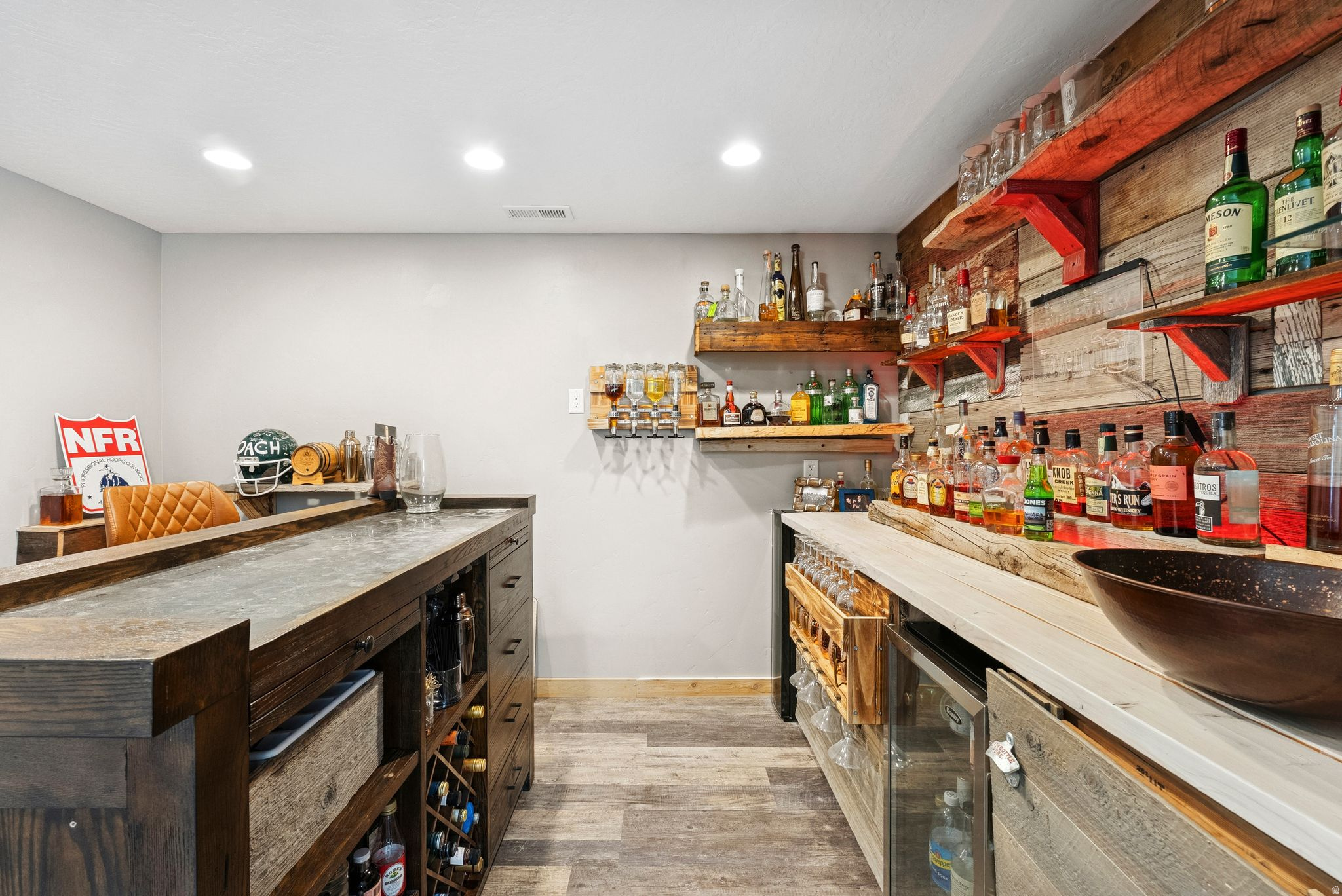 GRASSY CREEK - Residential