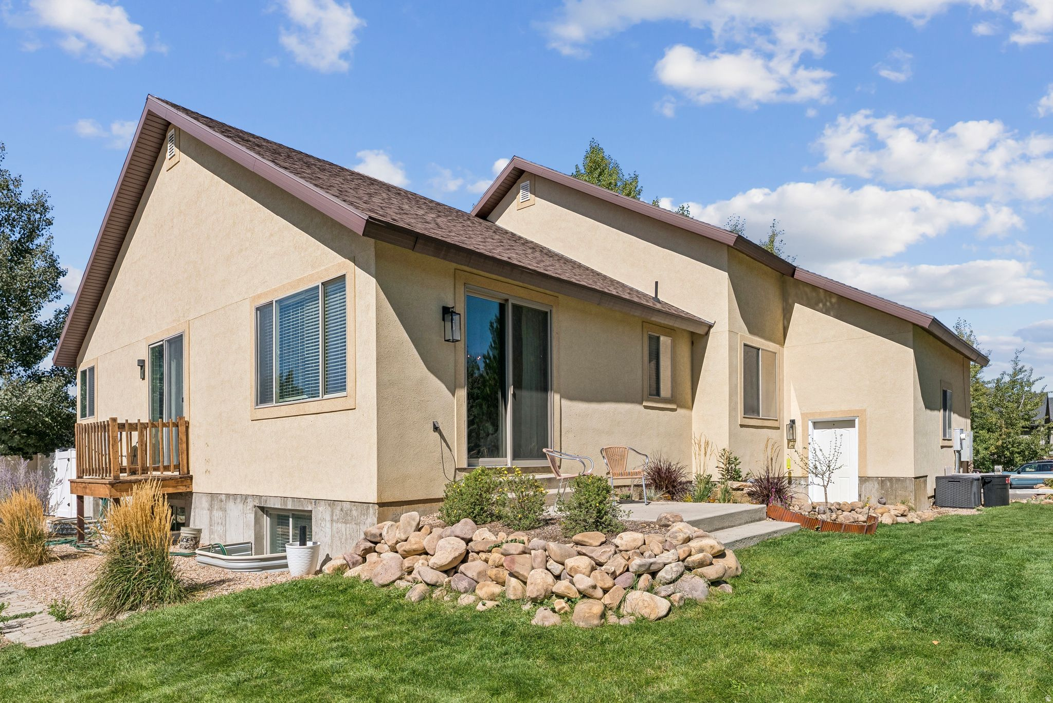 GRASSY CREEK - Residential