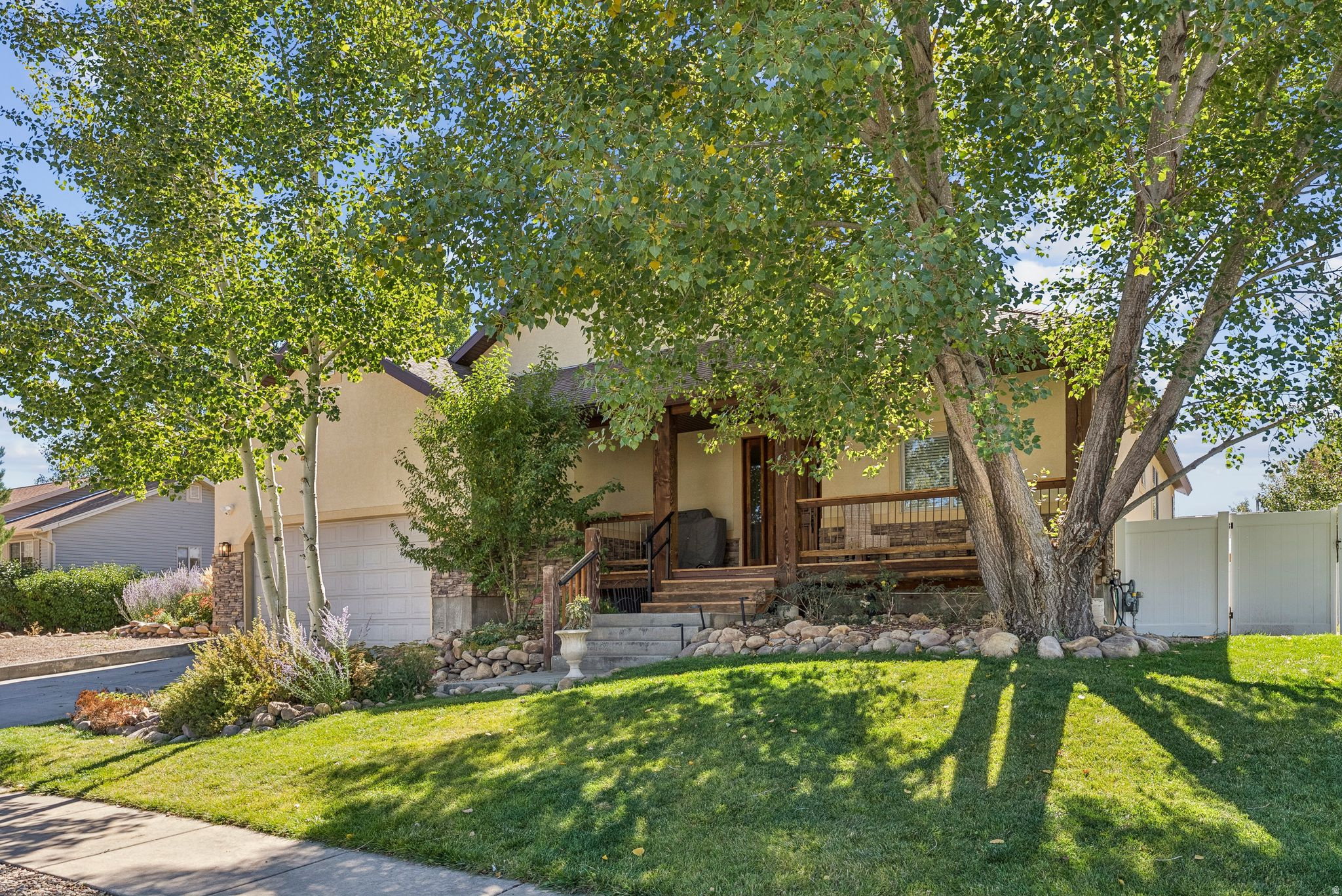 GRASSY CREEK - Residential