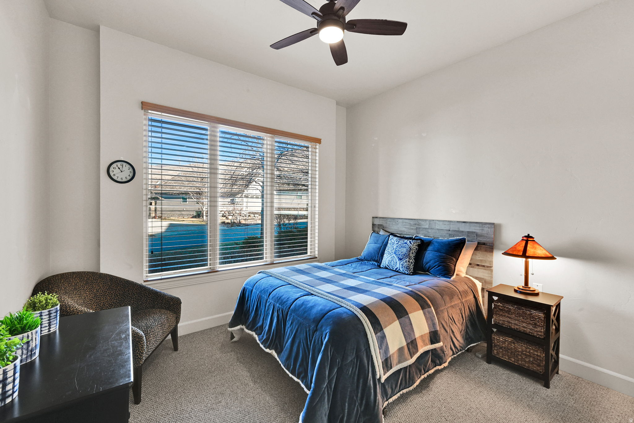 TRAPPERS RIDGE - Residential