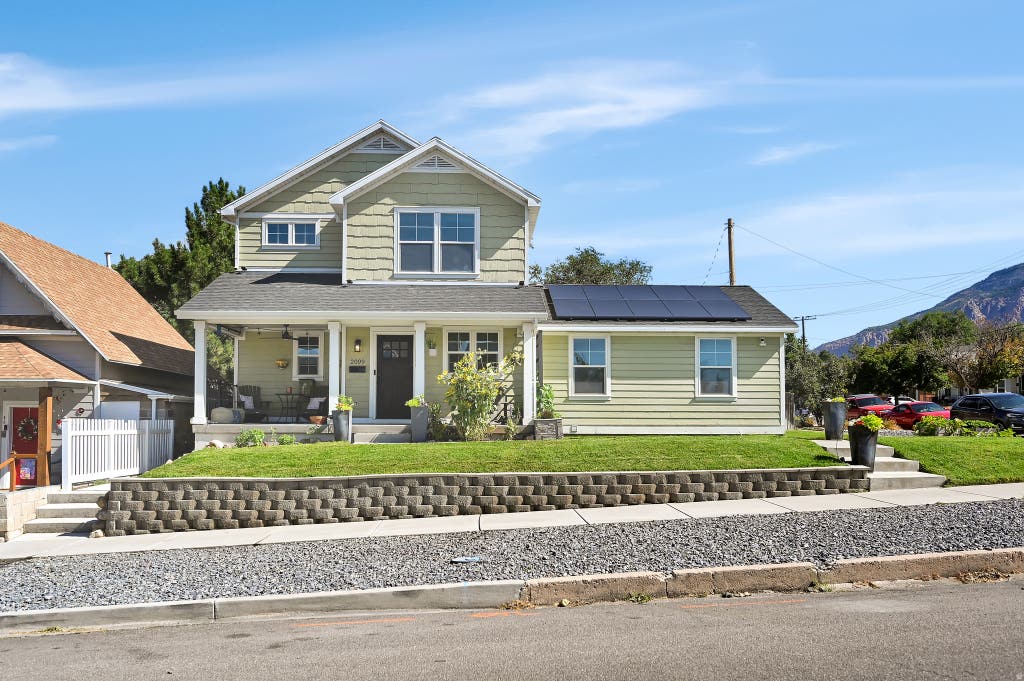 Photo of 2099 ADAMS AVE, Ogden, UT 84401 (MLS # 2174572)