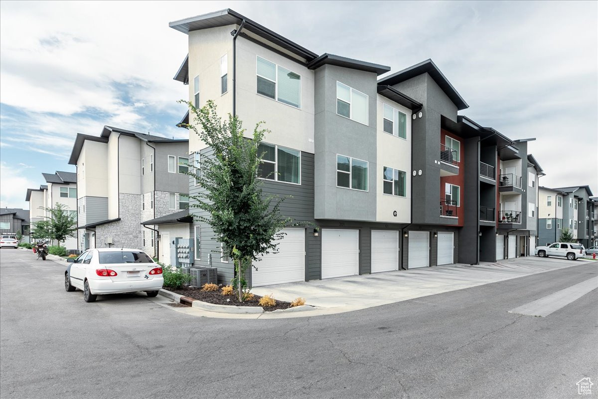 VISIONARY PROVIDENCE GATEWAY CONDOMINIUM UNIT G202 - Residential