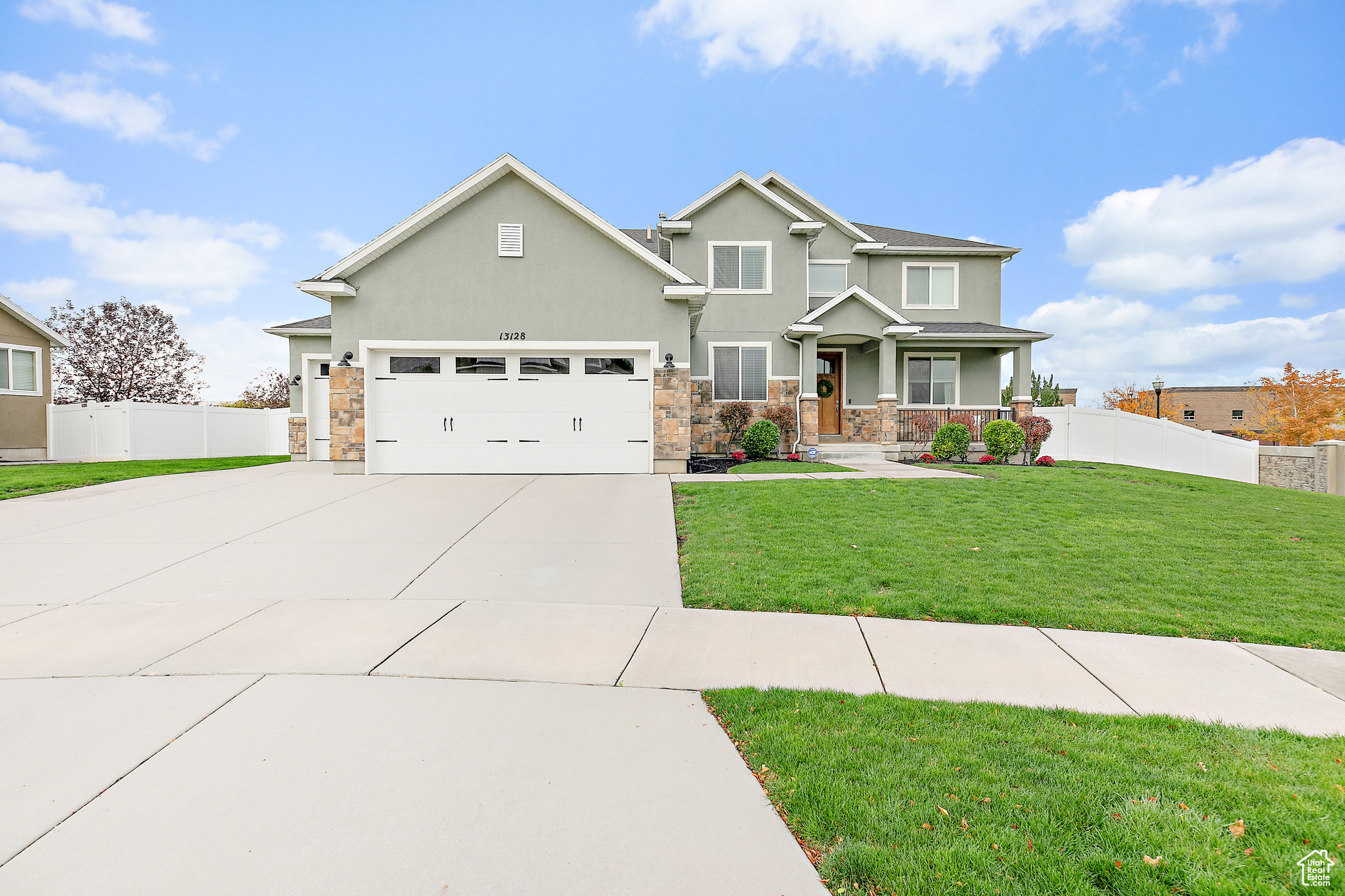 LEVOY ESTATES - Residential