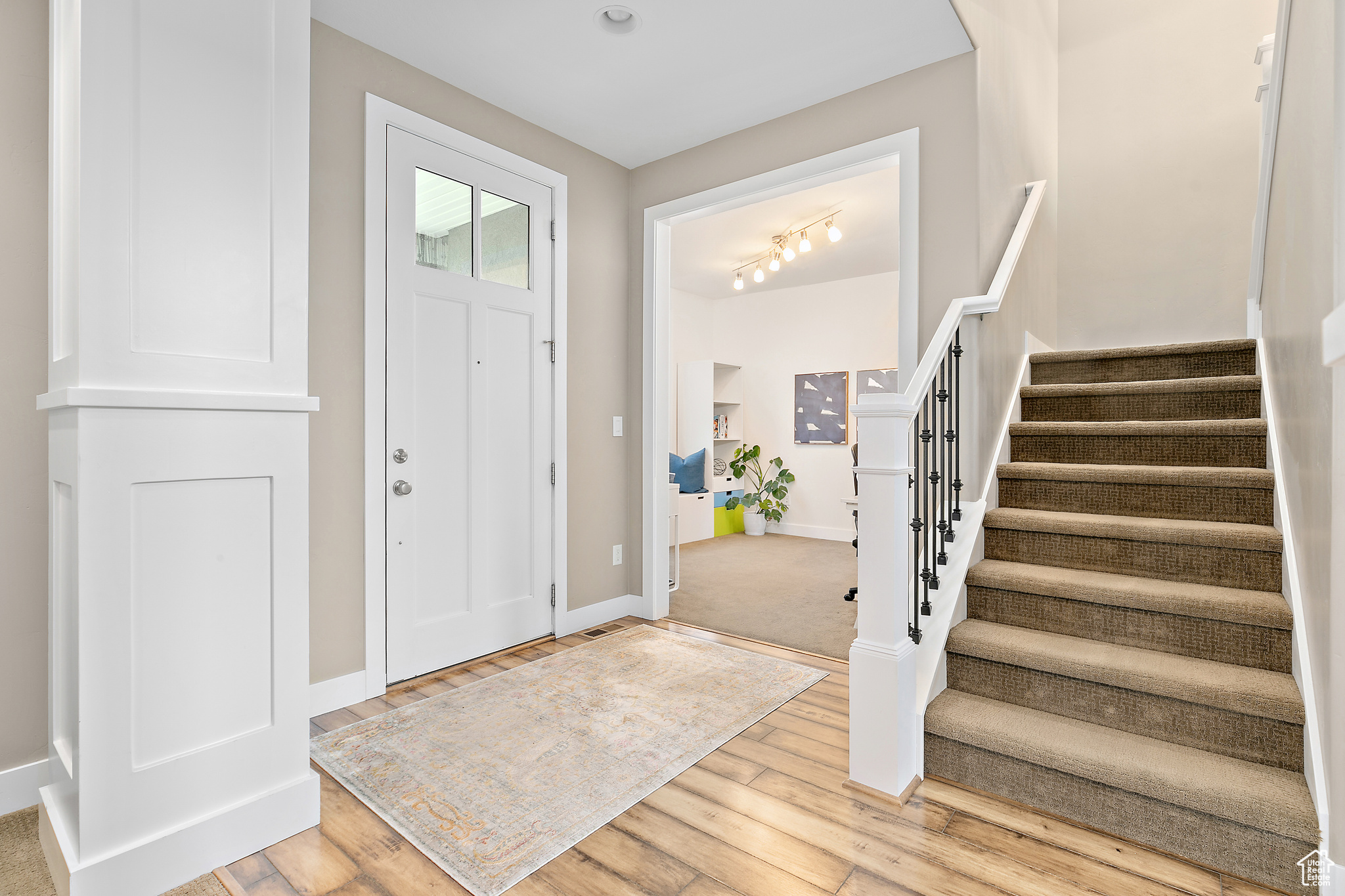 LEVOY ESTATES - Residential