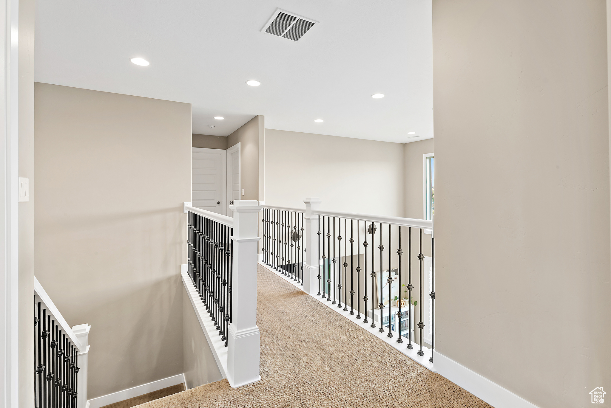 LEVOY ESTATES - Residential