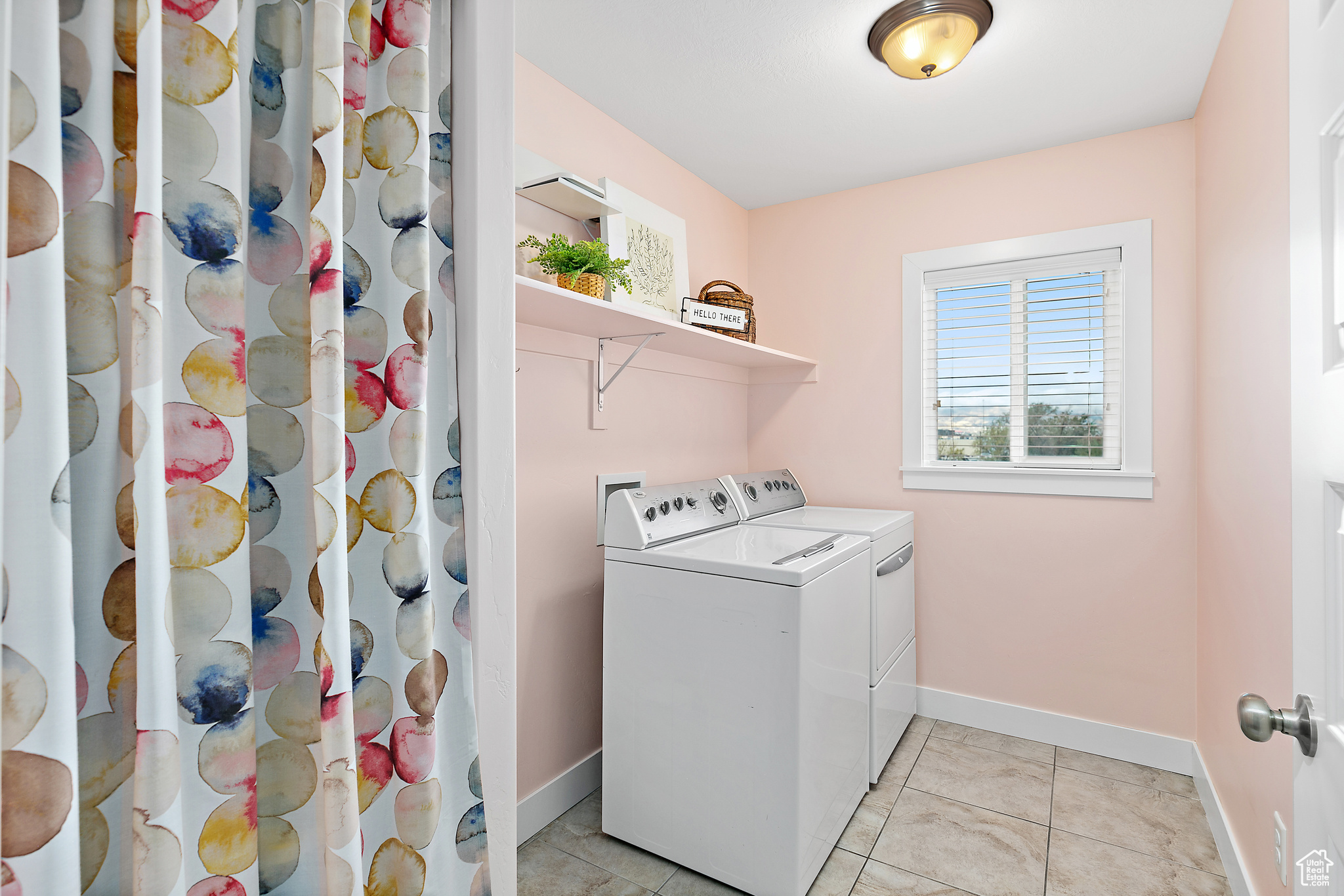 LEVOY ESTATES - Residential