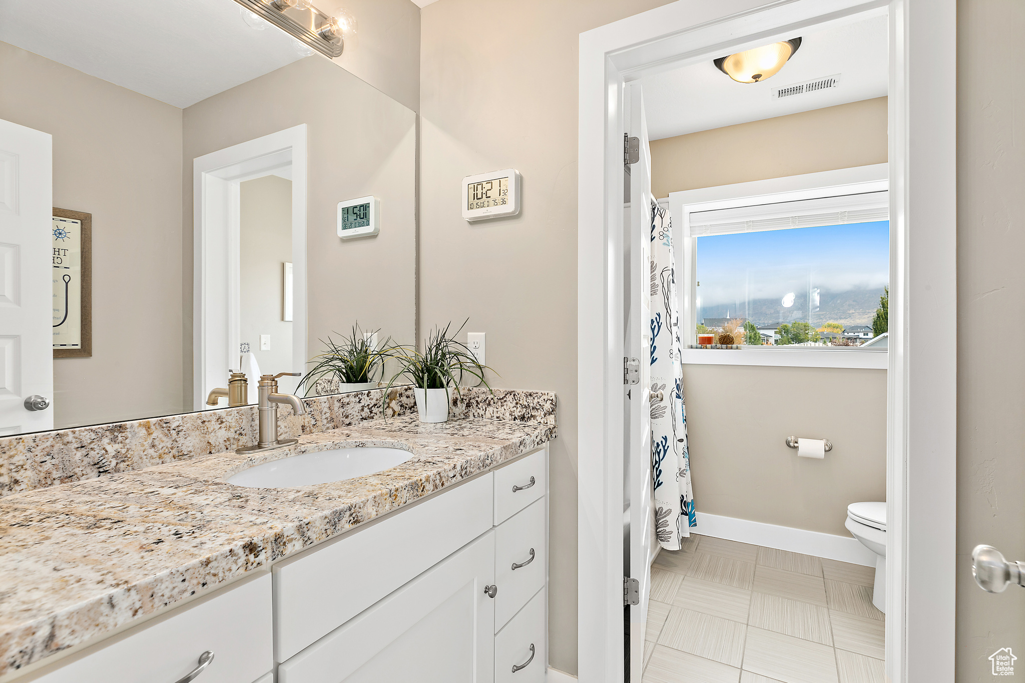 LEVOY ESTATES - Residential