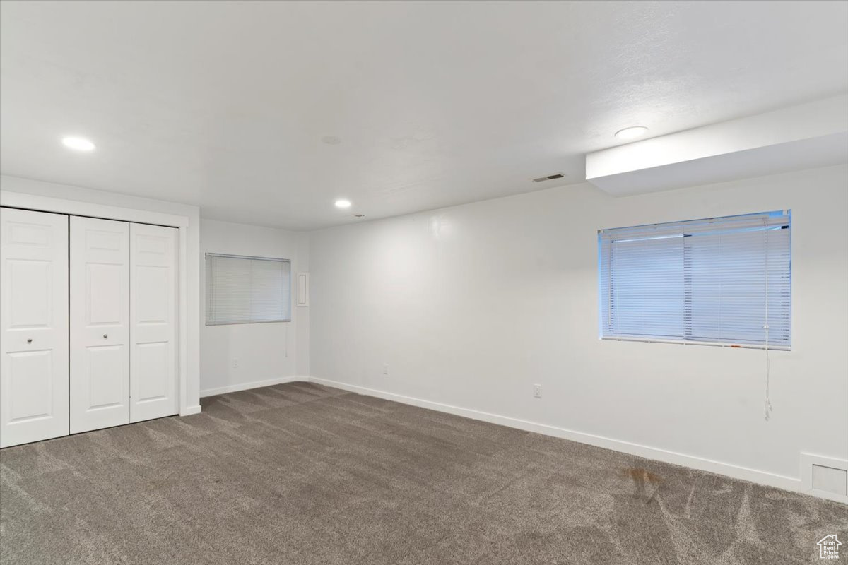 RIDGEMONT - Residential