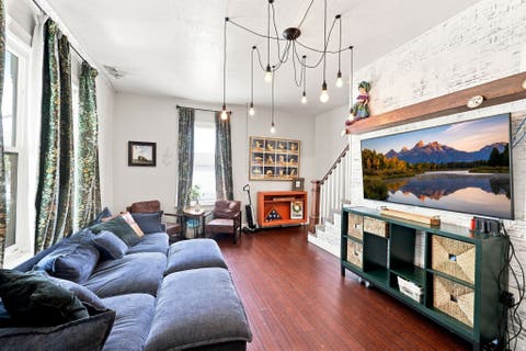 Tiny photo for 154 W 400 N, Springville, UT 84663 (MLS # 2178501)