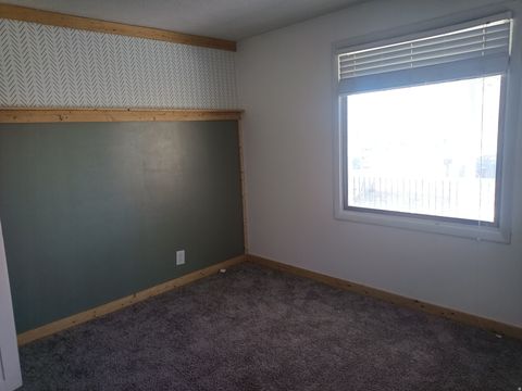 Tiny photo for 154 N 300 W, Smithfield, UT 84335 (MLS # 2126598)