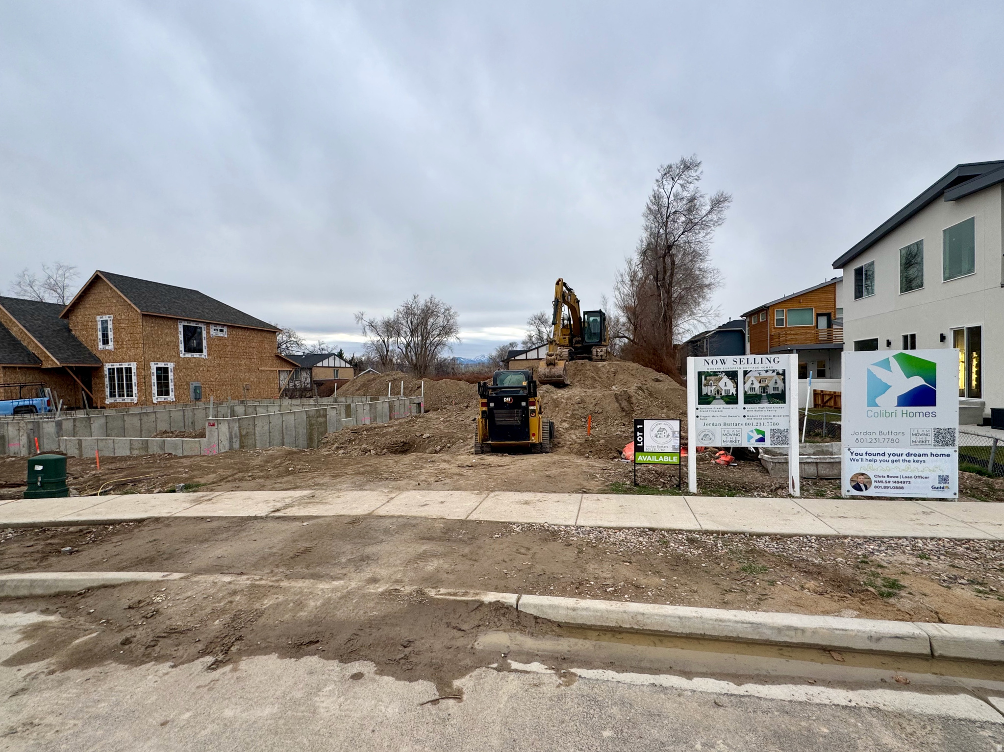 MILLCREEK COTTAGES LOT 1 - Residential