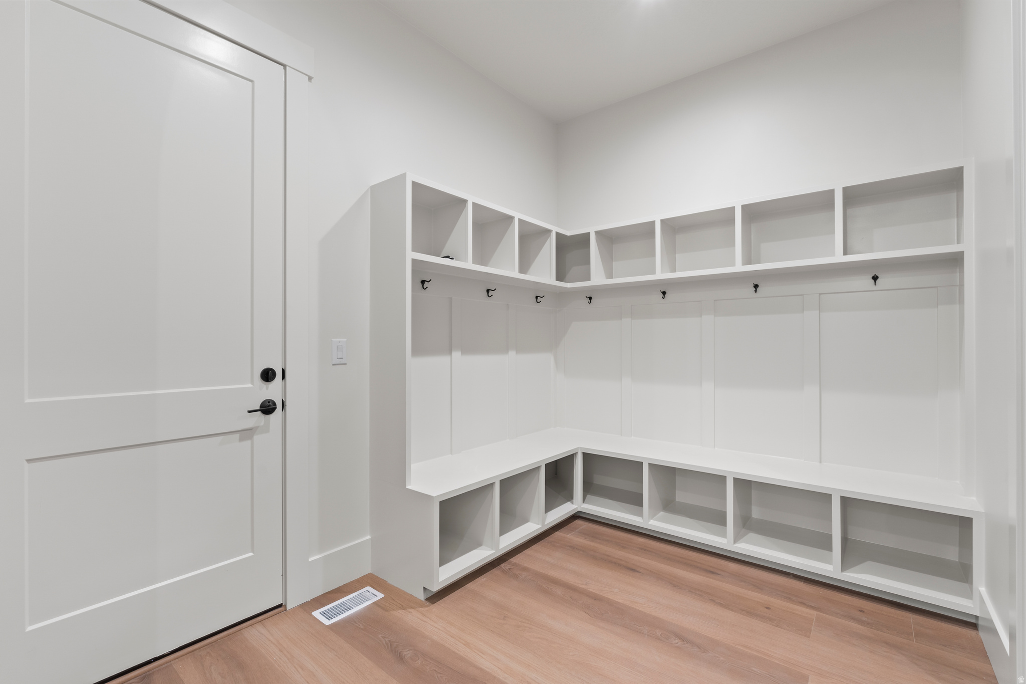 MILLCREEK COTTAGES LOT 1 - Residential