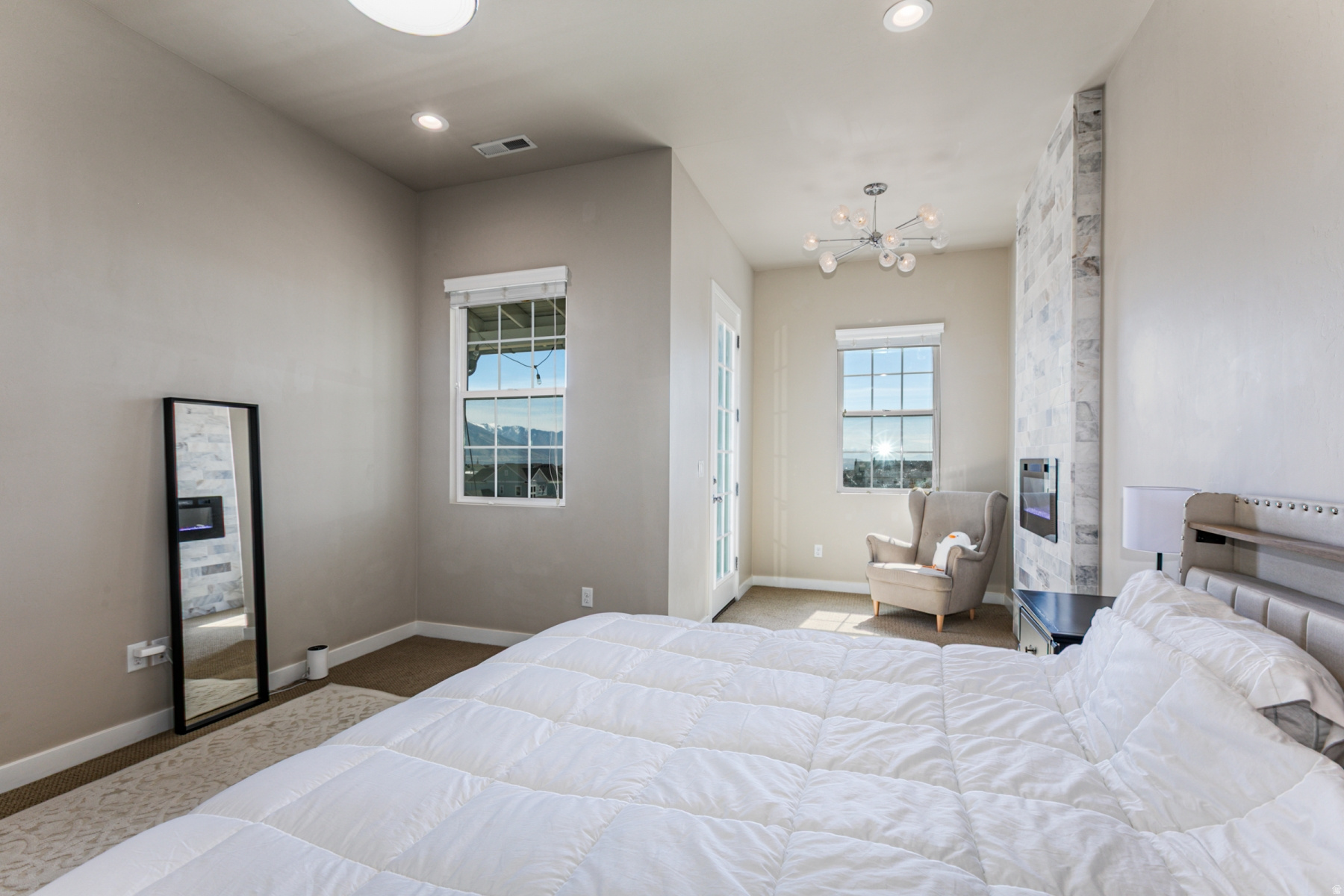 DAYBREAK - Residential