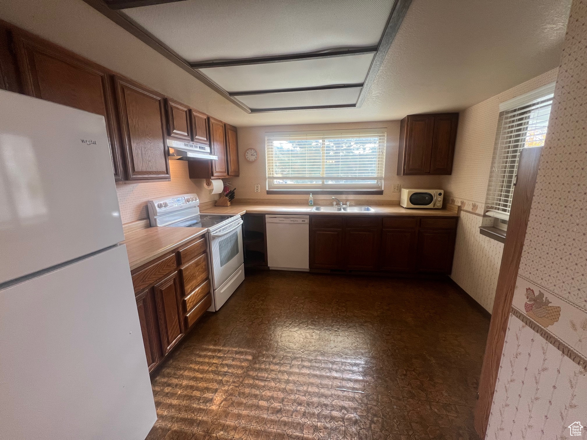 SPRING CANYON ESTATES - Residential