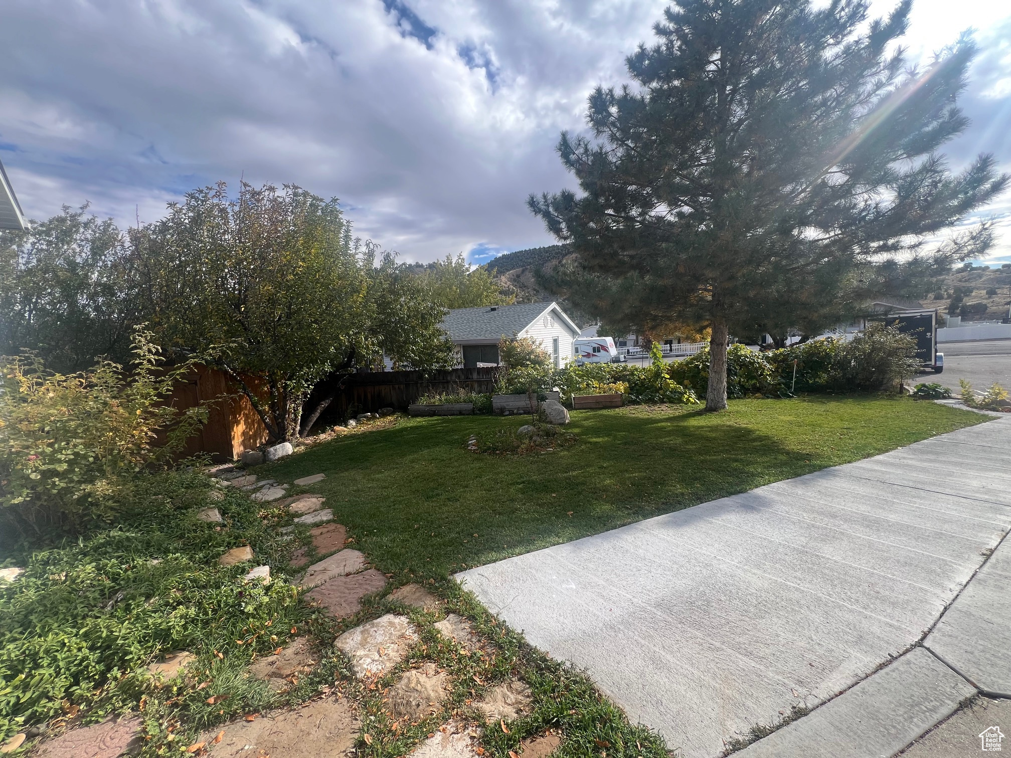 SPRING CANYON ESTATES - Residential