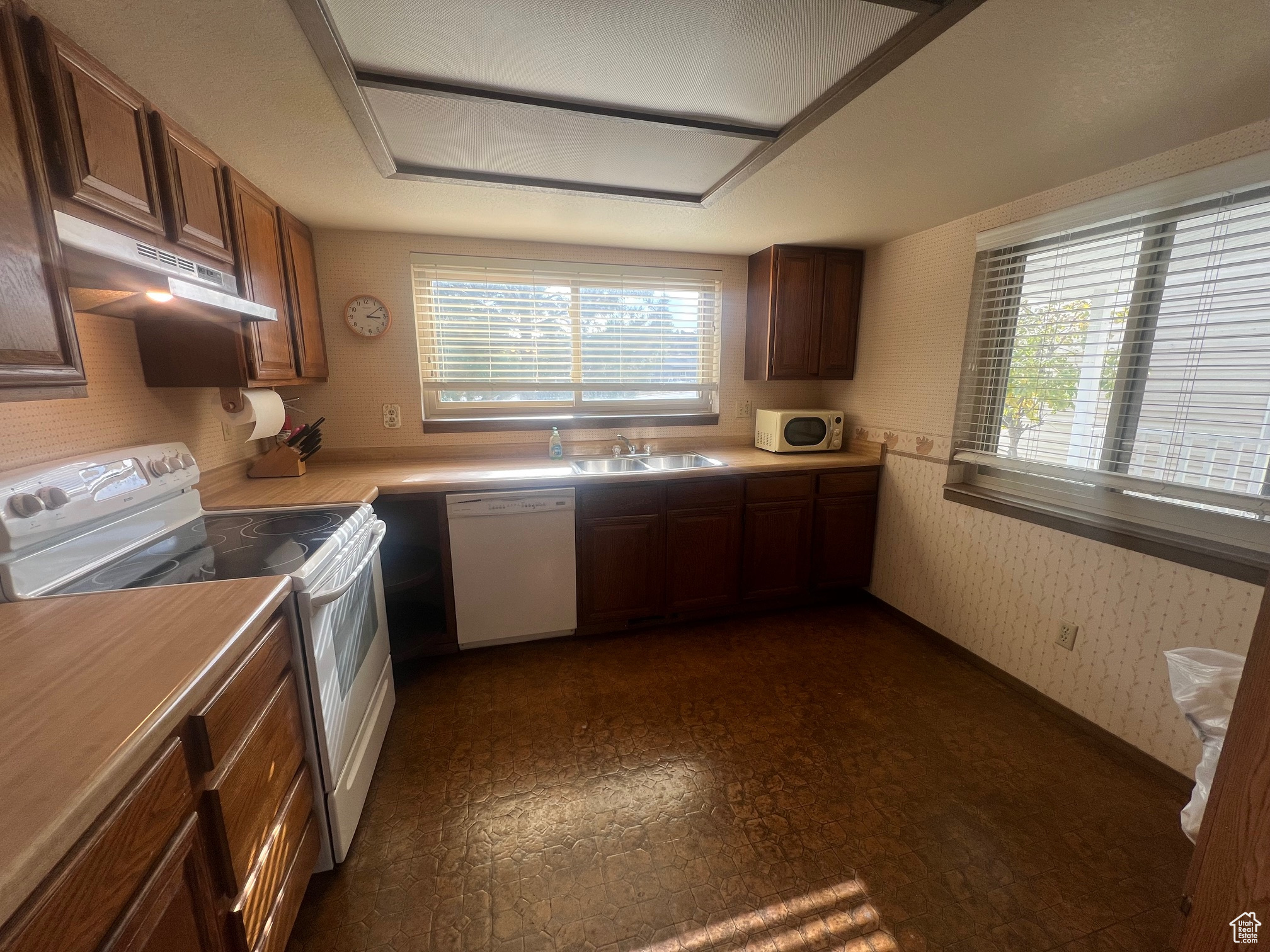 SPRING CANYON ESTATES - Residential