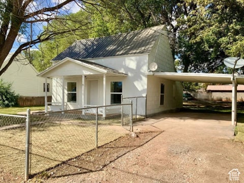 Photo of 75 E 400 S, Richfield, UT 84701 (MLS # 2187355)