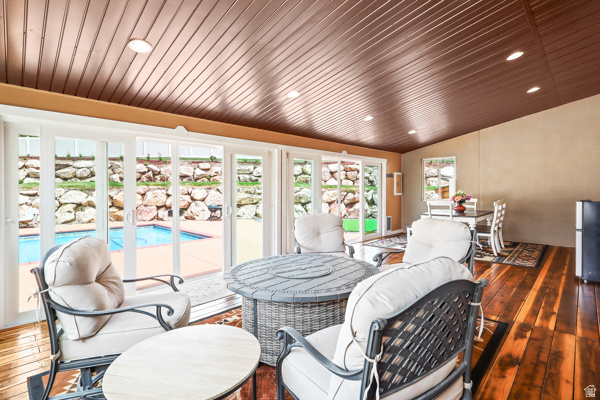 WOODFIELDS CANYON COVE - Residential