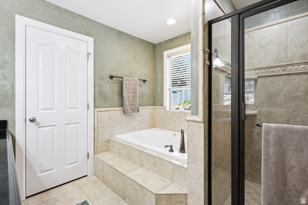 WOODFIELDS CANYON COVE - Residential