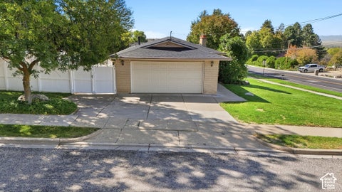 Tiny photo for 635 S MOUNTAIN RD, Fruit Heights, UT 84037 (MLS # 2188828)