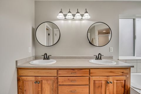 Tiny photo for 366 E 6600 S, Hyrum, UT 84319 (MLS # 2127505)