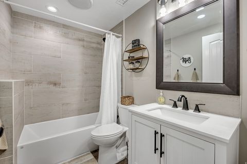 Tiny photo for 366 E 6600 S, Hyrum, UT 84319 (MLS # 2127505)