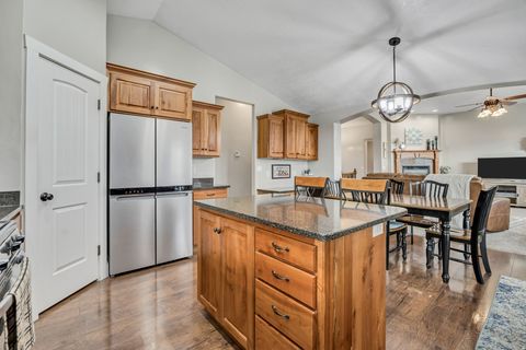 Tiny photo for 366 E 6600 S, Hyrum, UT 84319 (MLS # 2127505)