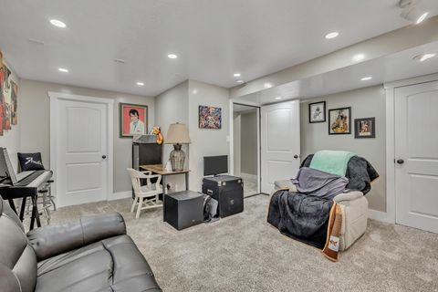 Tiny photo for 366 E 6600 S, Hyrum, UT 84319 (MLS # 2127505)