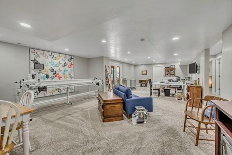 Tiny photo for 366 E 6600 S, Hyrum, UT 84319 (MLS # 2127505)
