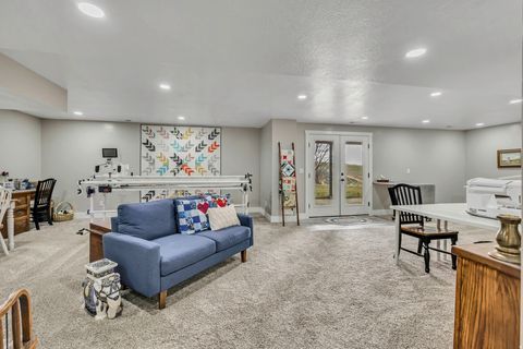 Tiny photo for 366 E 6600 S, Hyrum, UT 84319 (MLS # 2127505)