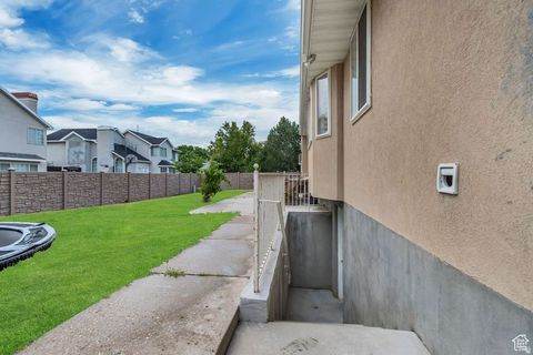 Tiny photo for 1528 E BUTTERCUP DR, Sandy, UT 84092 (MLS # 2158529)