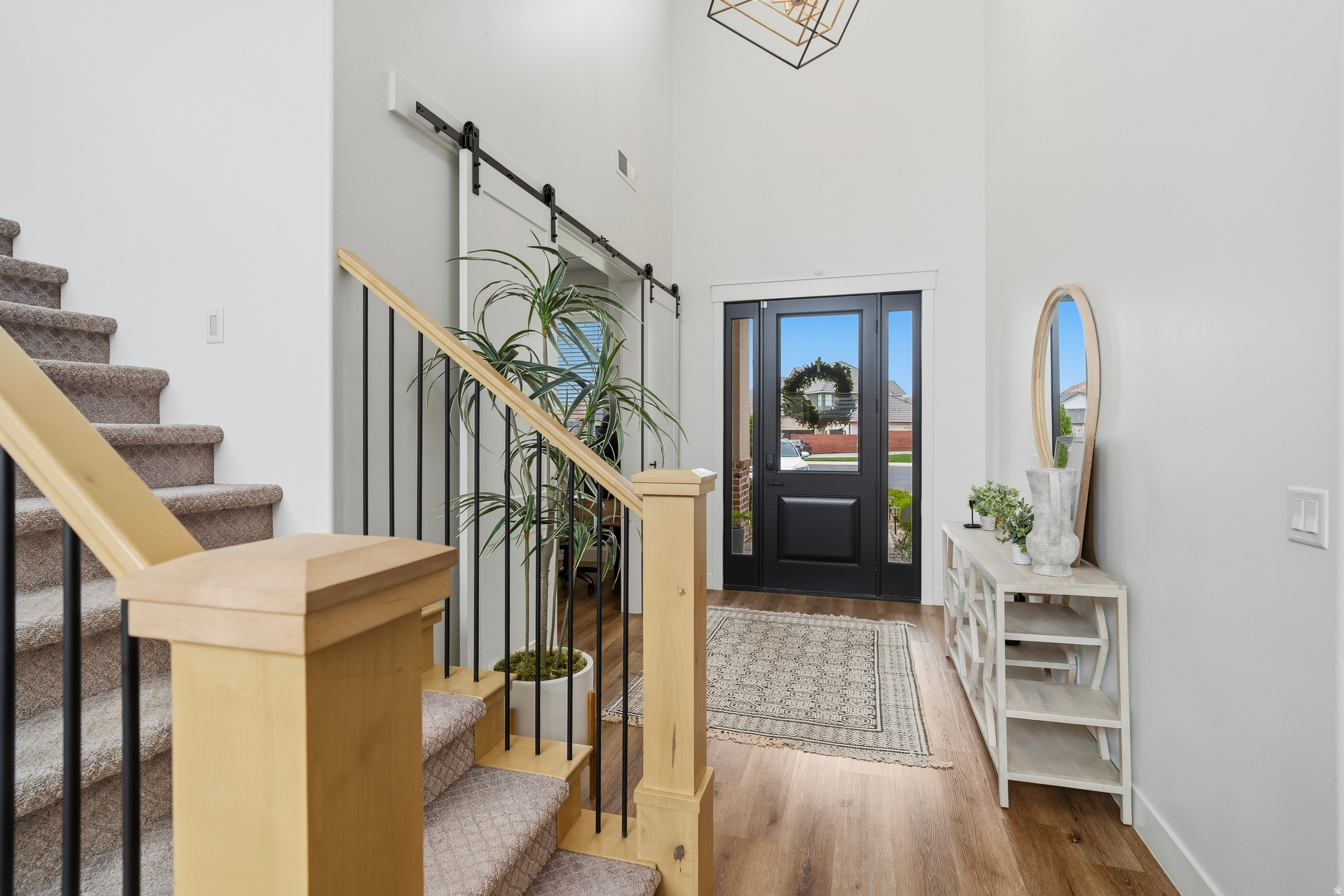 FIELDSTONE PH 5 - Residential