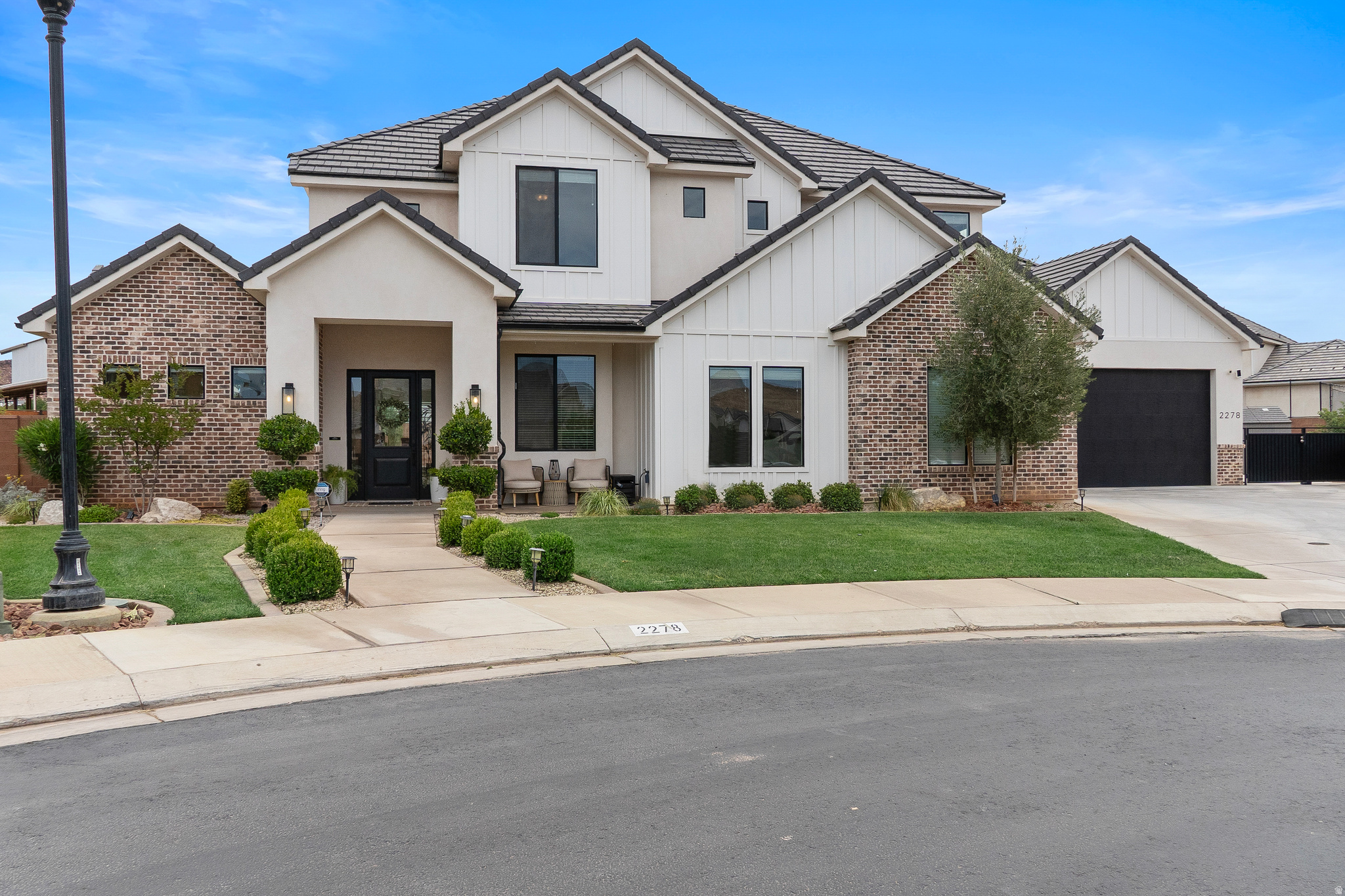 FIELDSTONE PH 5 - Residential