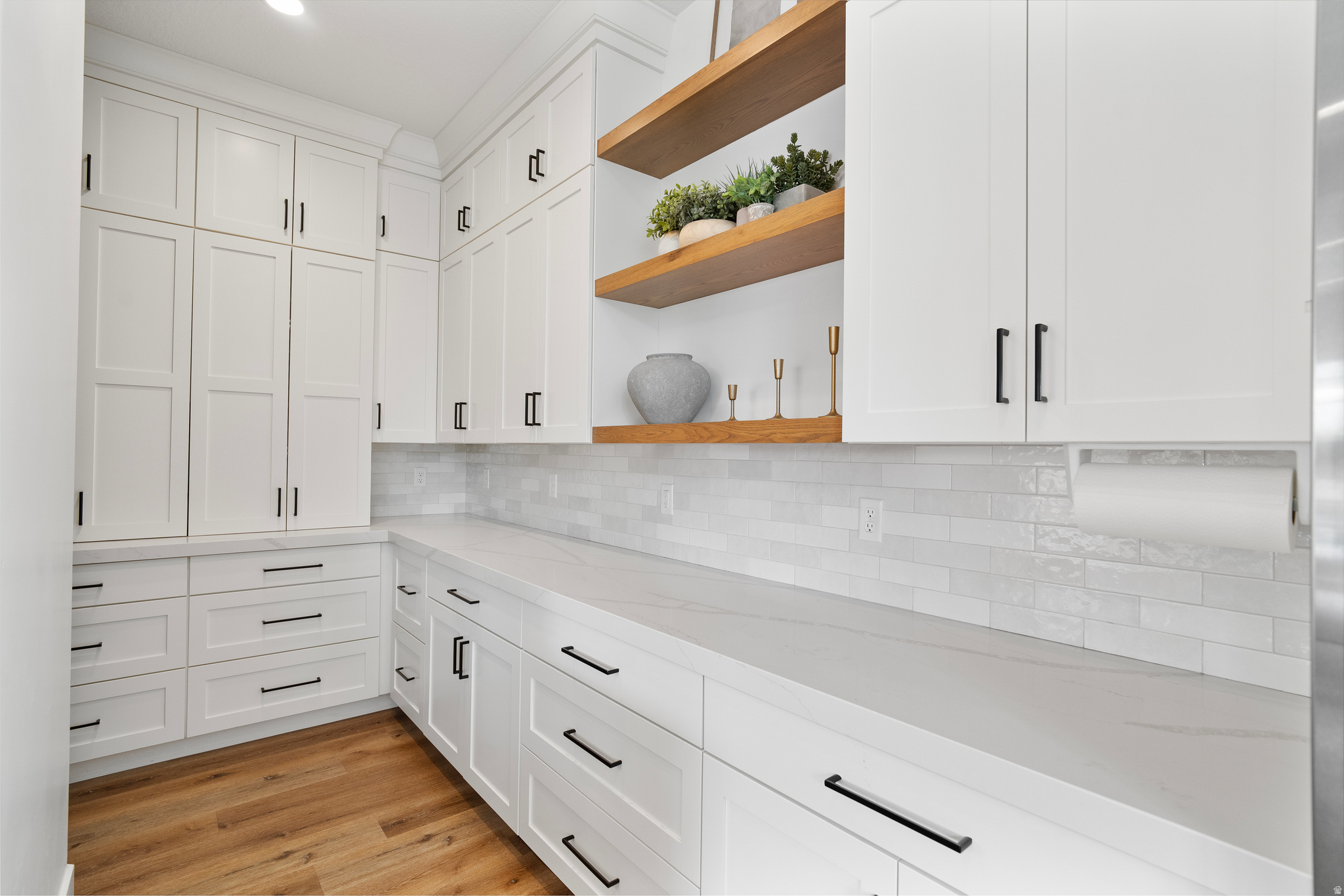 FIELDSTONE PH 5 - Residential