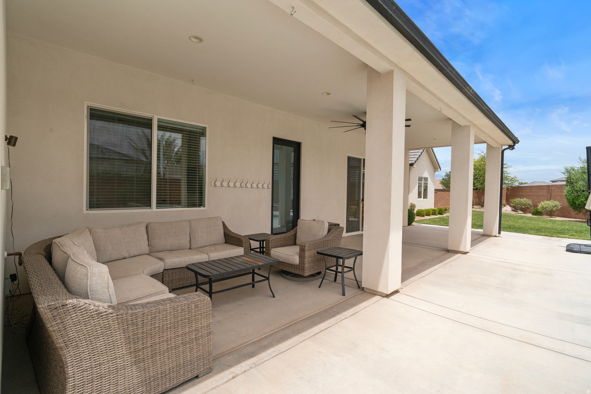 FIELDSTONE PH 5 - Residential