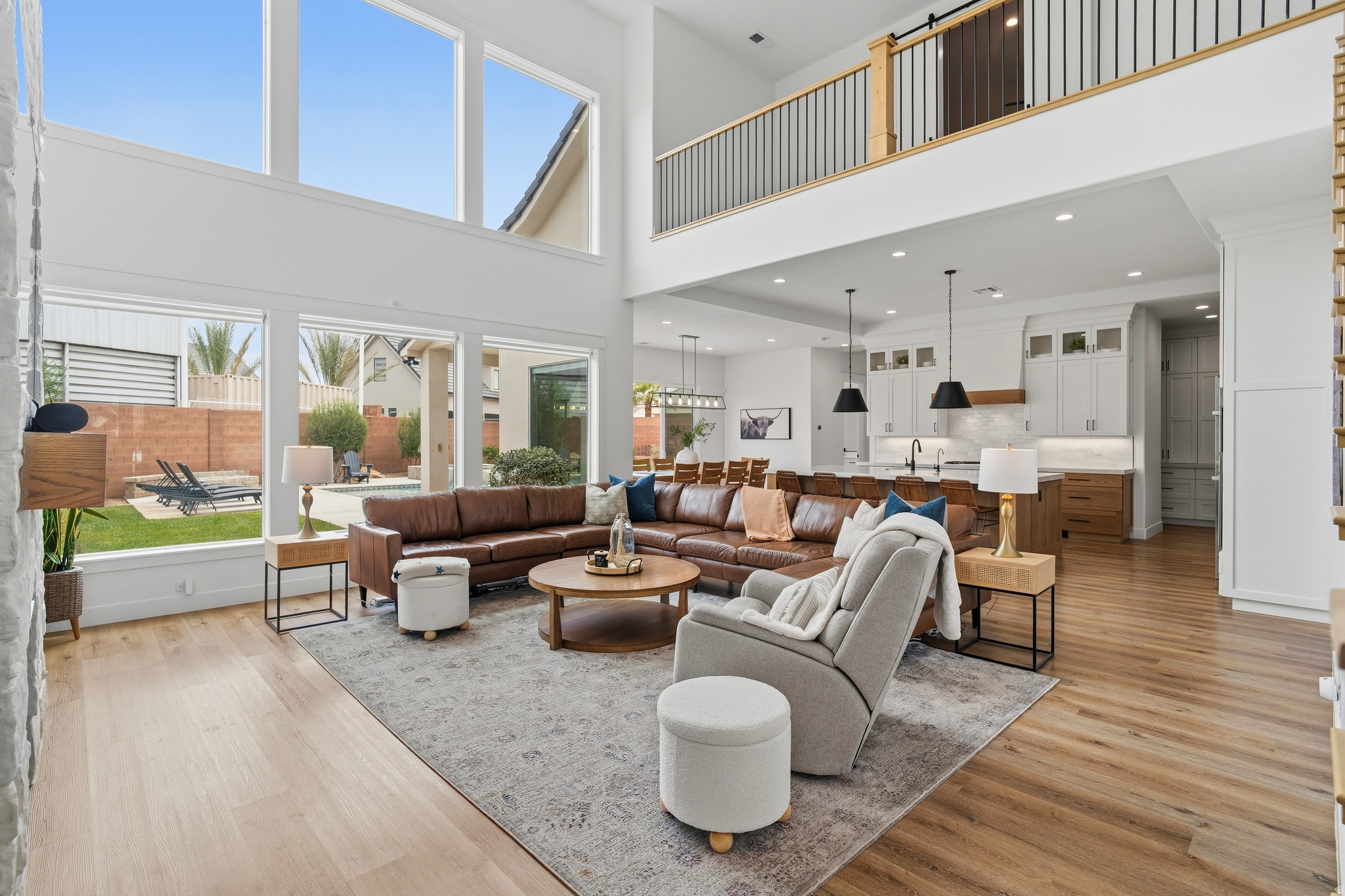 FIELDSTONE PH 5 - Residential