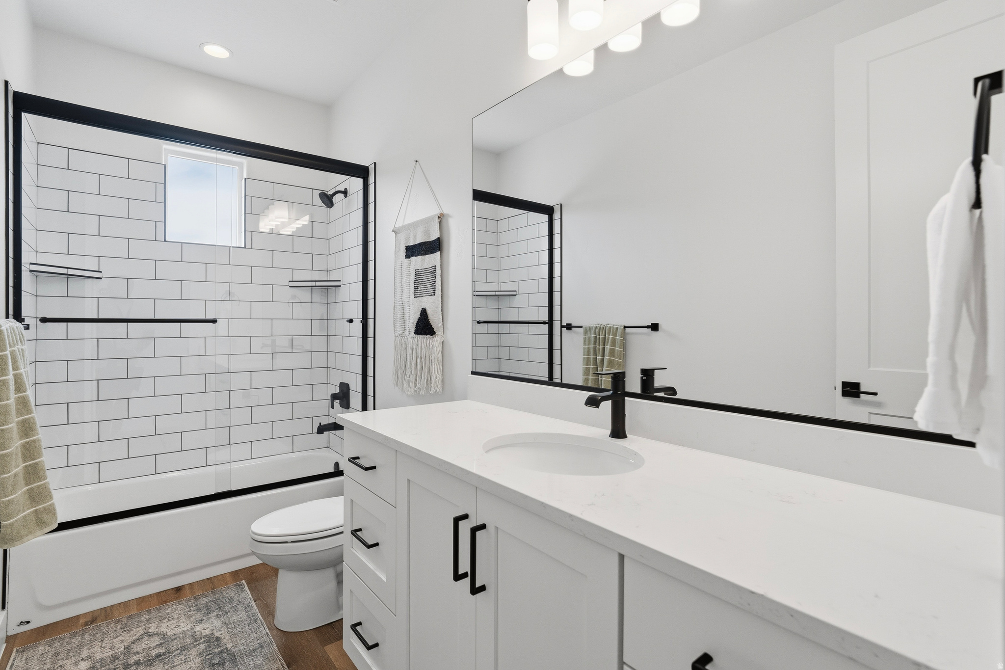FIELDSTONE PH 5 - Residential