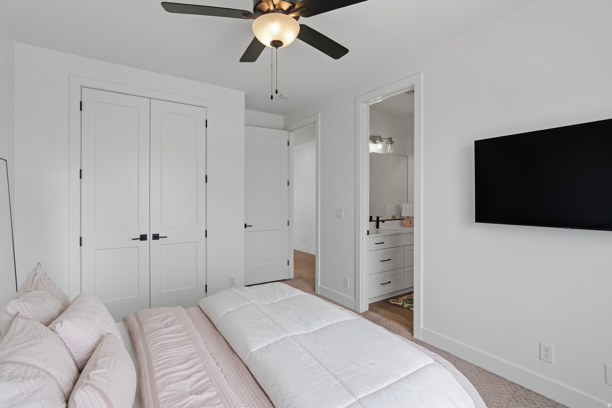 FIELDSTONE PH 5 - Residential