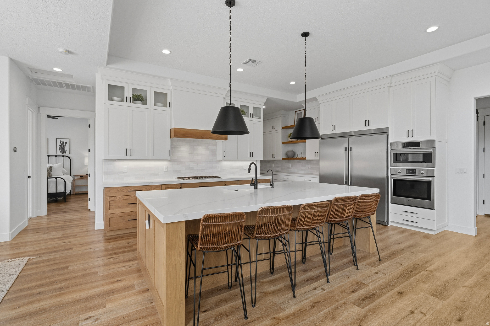 FIELDSTONE PH 5 - Residential