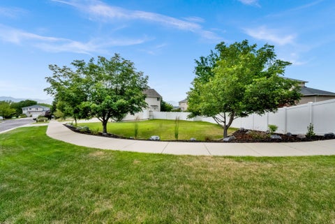 Tiny photo for 941 E POND RIDGE DR, Draper, UT 84020 (MLS # 2167237)