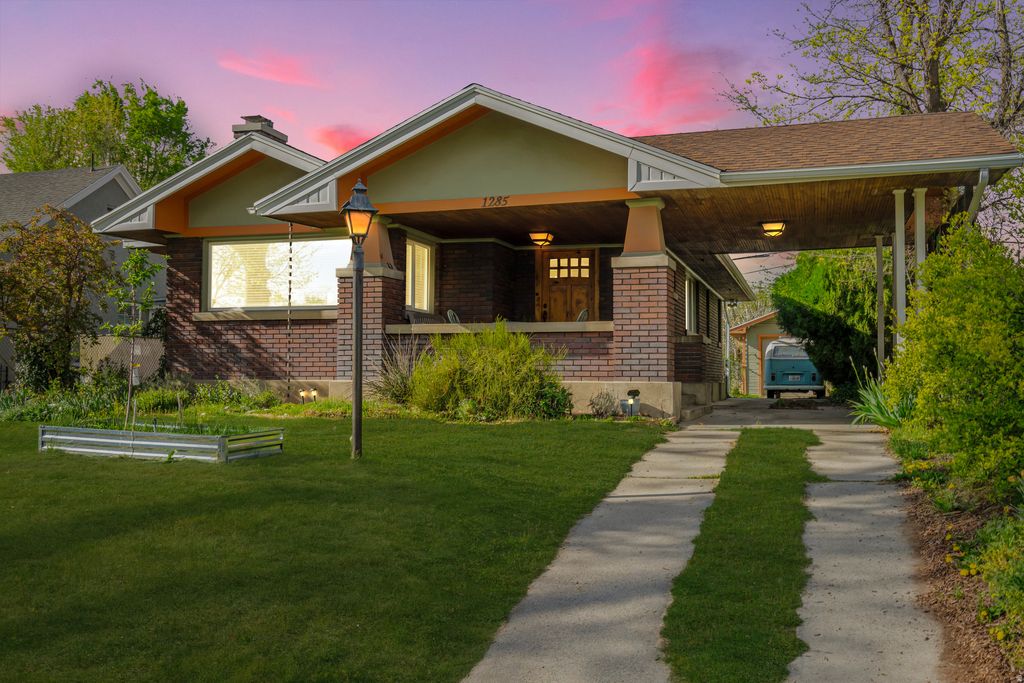 Photo of 1285 E STRATFORD AVE S, Salt Lake City, UT 84106 (MLS # 2149131)