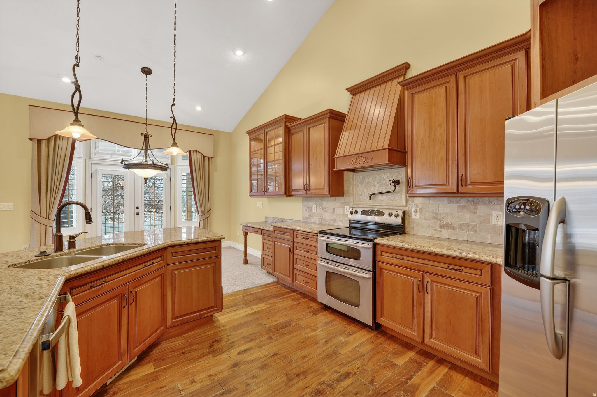 REUNION ORCHARD - Residential