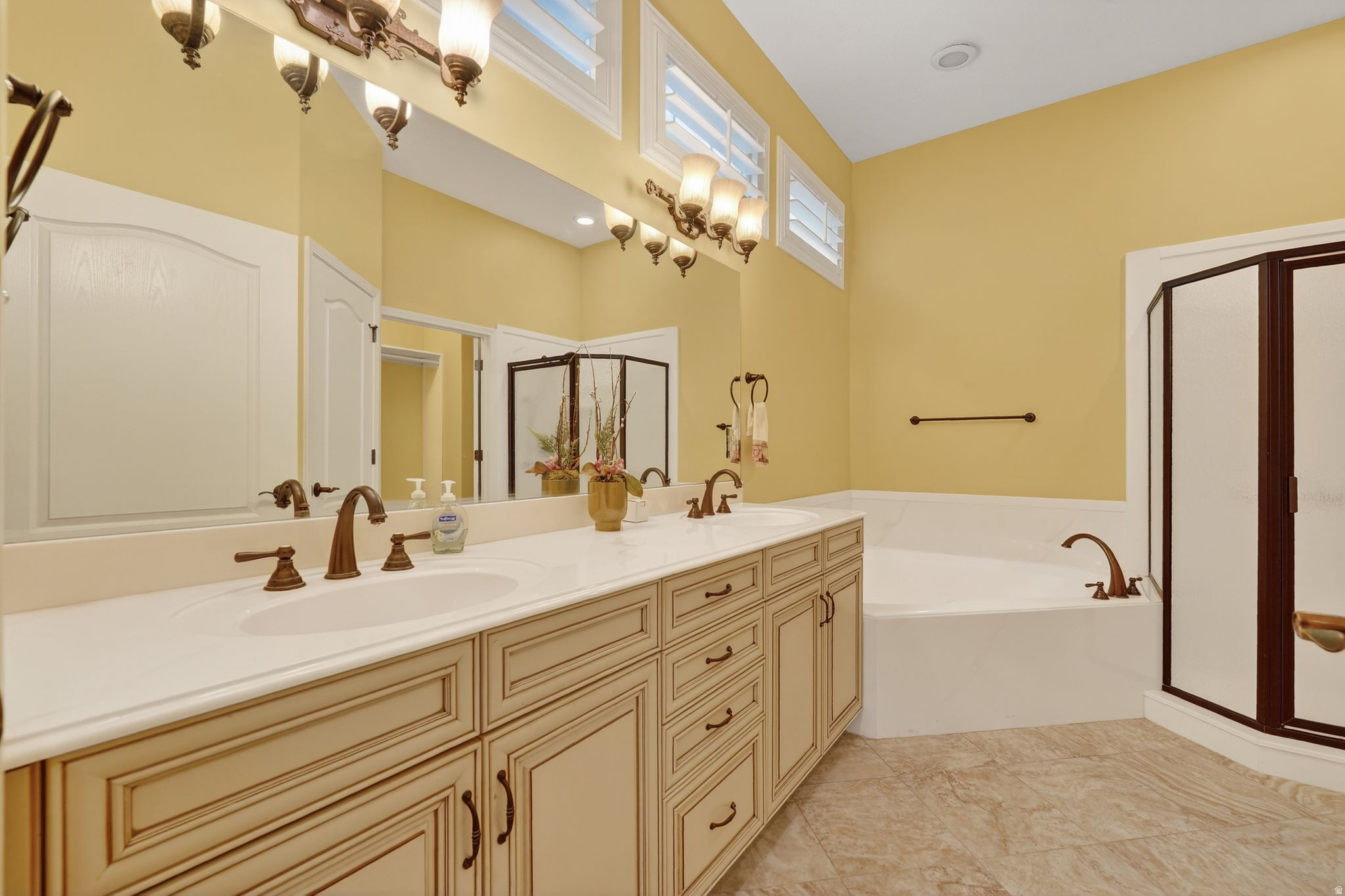 REUNION ORCHARD - Residential